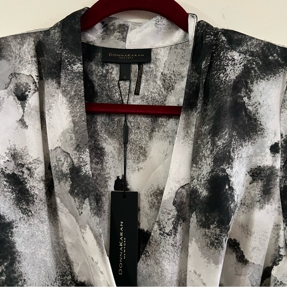 Donna Karan New York Cloud Print Flare Wrap Dress NWT - Picture 5 of 6